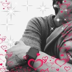 Meet your Posher, Amira